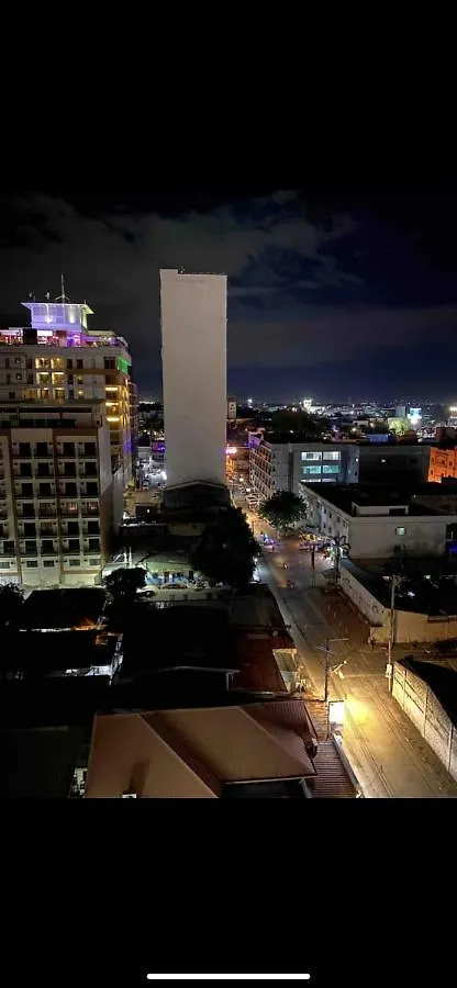 Walking Street Condo Beautiful 1 King Bedroom Angeles