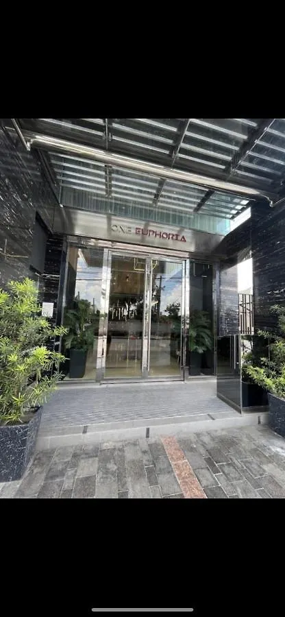 Walking Street Condo Beautiful 1 King Bedroom Angeles